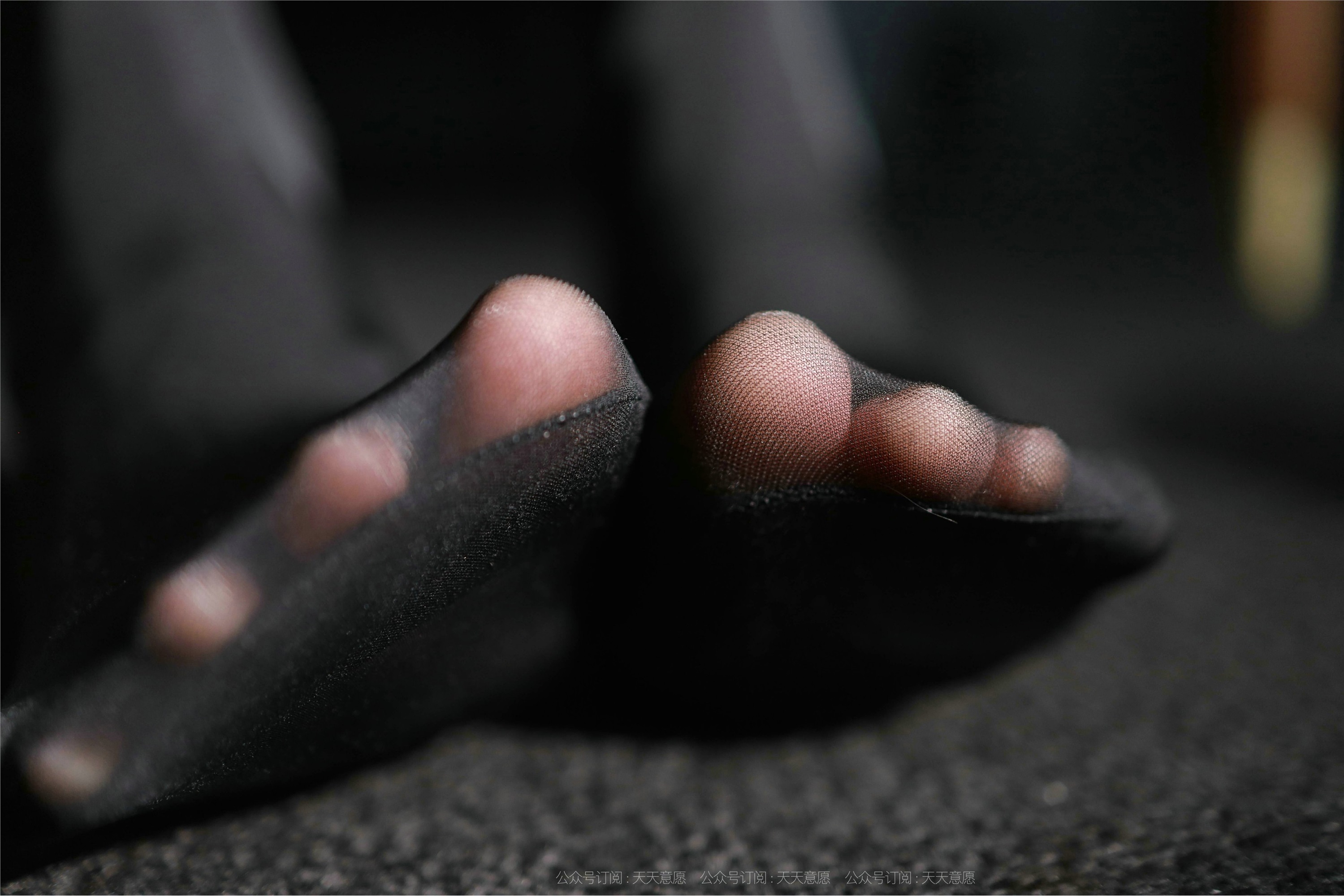 IESS异思趣向  2021.08.27 丝享家902：婉苹《暗夜里的制服》